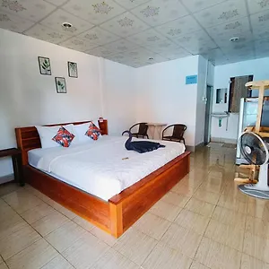  Guest house Baan Phuwamin
